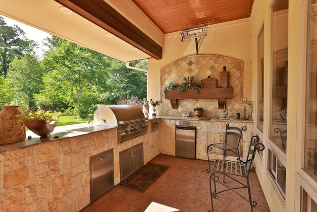 9502 Clubhouse Cir, Magnolia, TX 77354 - view of patio