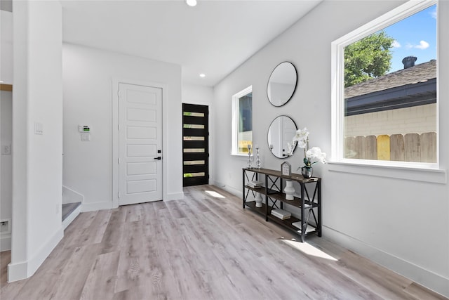 7212 England St, Houston, TX 77021 - foyer entrance featuring wood finished floors, recessed lighting, and baseboards