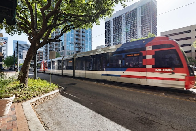 1700 Main St Unit 7B, Houston, TX 77002 - view of building exterior with a city view
