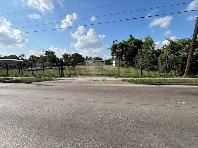 4815 E Tidwell Rd, Houston, TX 77016