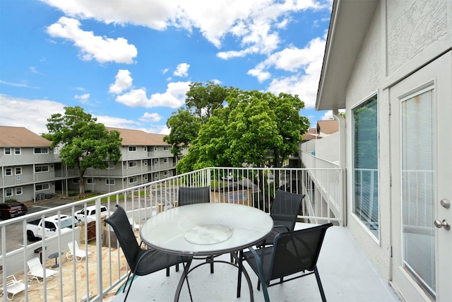 730 E Mather St Unit J-301, New Braunfels, TX 78130 - balcony featuring a residential view