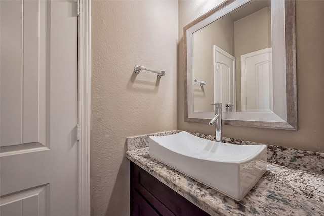 4307 Hershe St, Houston, TX 77020 - bathroom with a textured wall and vanity