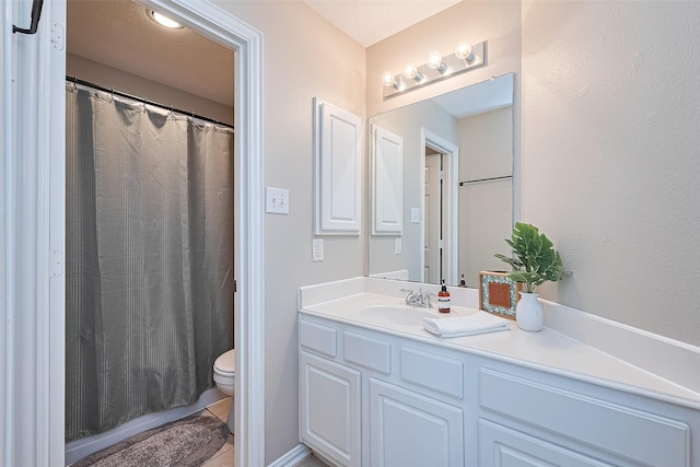 2500 Amy Lee Dr, Conroe, TX 77304 - full bathroom featuring vanity and curtained shower