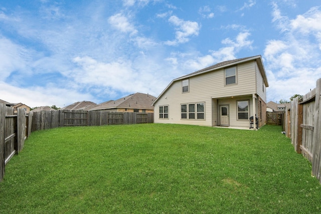 24063 Hawthorn Lakes Dr, New Caney, TX 77357 - view of rear view of house