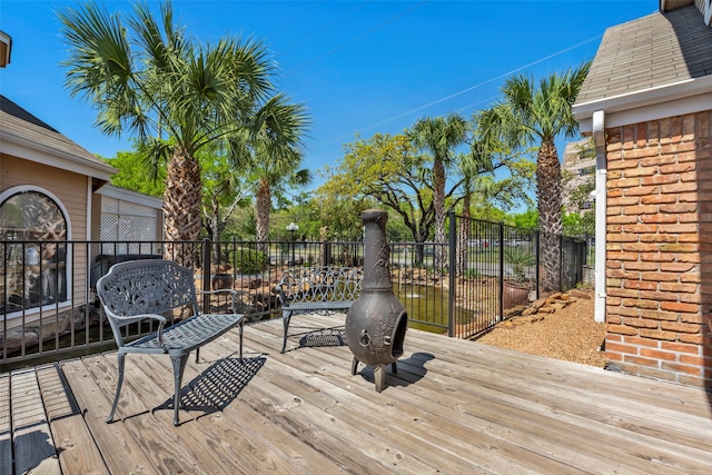 2300 Old Spanish Trl Unit 2059, Houston, TX 77054 - wooden deck featuring fence