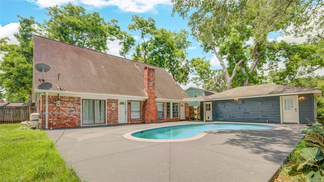 55 Willow Ct, Lake Jackson, TX 77566 - view of pool featuring a patio area