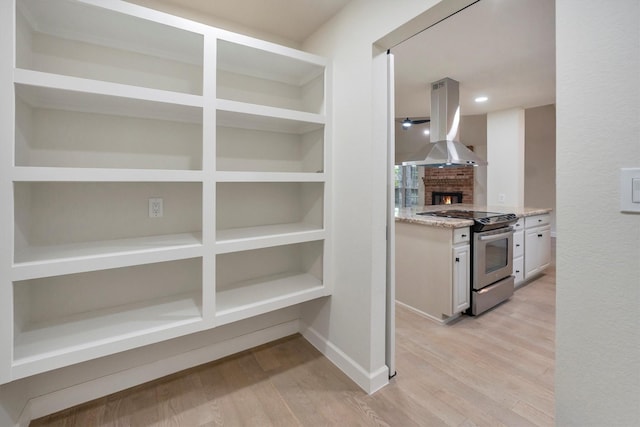 125 Park Way, Conroe, TX 77356 - view of pantry