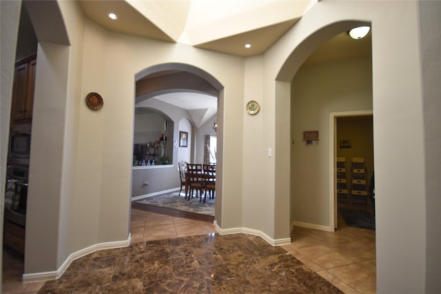 2603 Briar Rose Ct, Pearland, TX 77584 - corridor with baseboards, recessed lighting, and arched walkways
