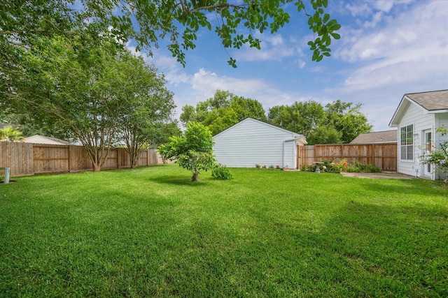 815 Spring Valley Ct, Sugar Land, TX 77479 - view of yard