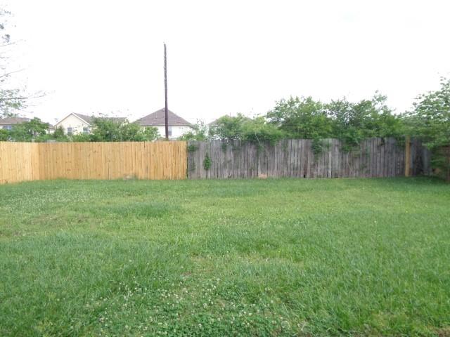 8115 Swan Meadow Ln, Humble, TX 77338 - view of yard