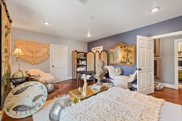 2719 Alabama St, Houston, TX 77004 - bedroom with wood finished floors, recessed lighting, and baseboards