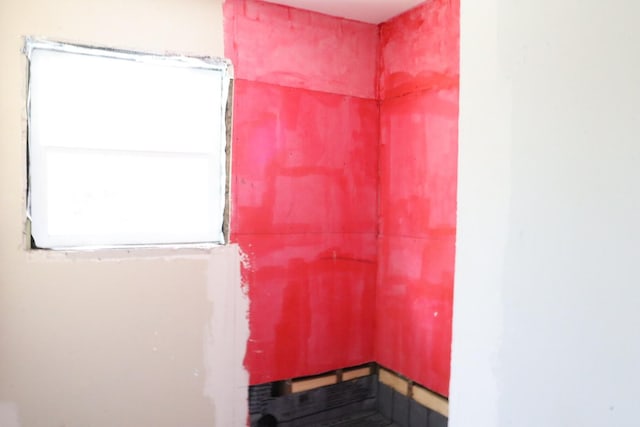 3816 Kaplan Dr, Pasadena, TX 77503 - view of bathroom