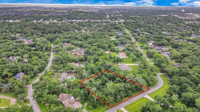 611 Oak Dr, Friendswood, TX 77546