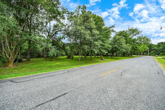 611 Oak Dr, Friendswood, TX 77546