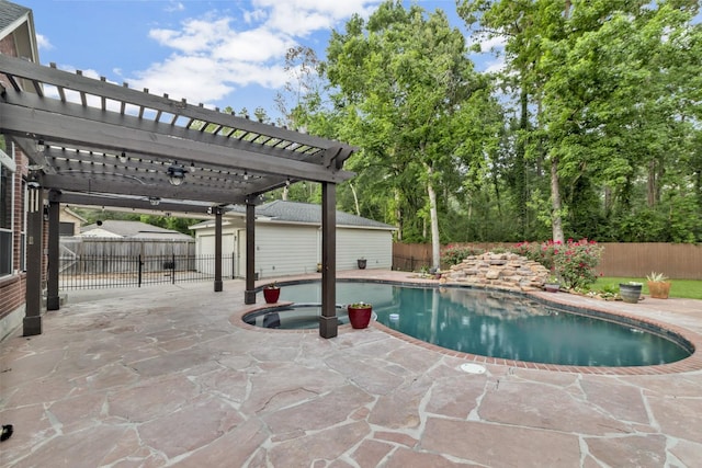 4531 Mulberry Park Ln, Houston, TX 77345 - view of swimming pool featuring a patio area, a pergola, and a fenced backyard