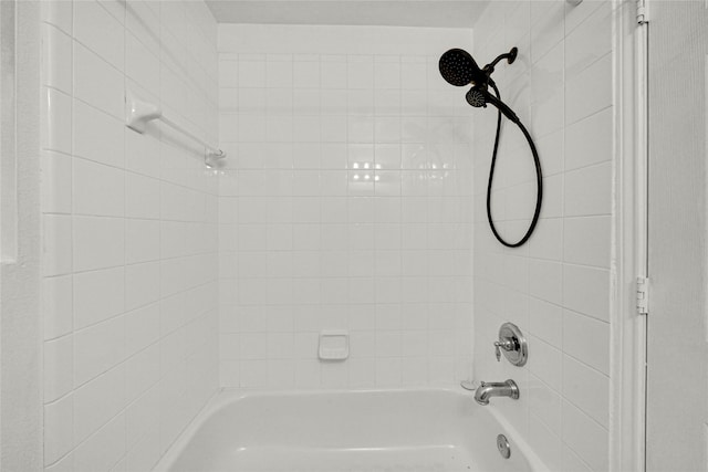 10239 W Palm Lake Dr, Houston, TX 77034 - bathroom featuring tub / shower combination
