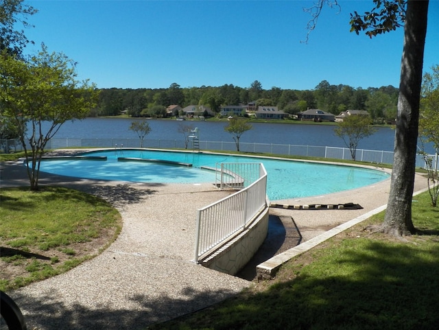 1967 Greentree Dr, Huntsville, TX 77340 - view of pool