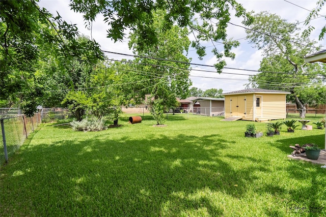 719 Kilpatrick St, Channelview, TX 77530 - view of yard
