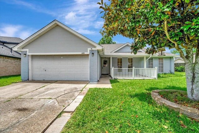 11710 Brettwood Cir, Houston, TX 77089 - single story home featuring covered porch, concrete driveway, a garage, and a front lawn