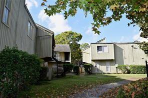 5625 Antoine Dr Unit 705, Houston, TX 77091 - view of yard
