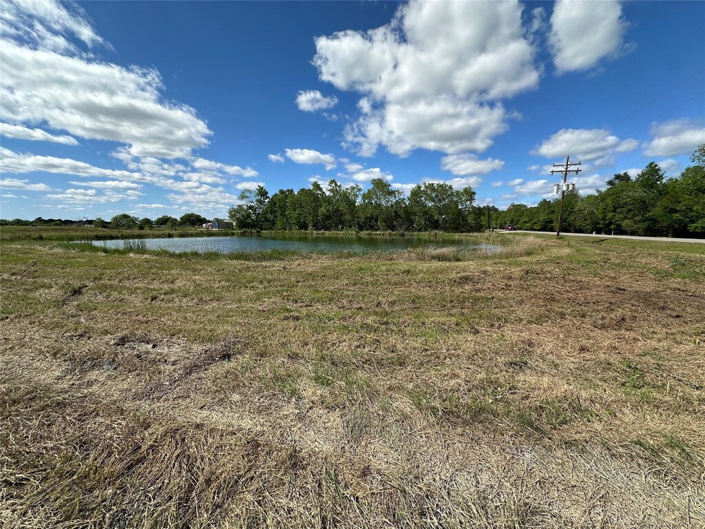 20600 Englin Rd, Winnie, TX 77665 - photo 1