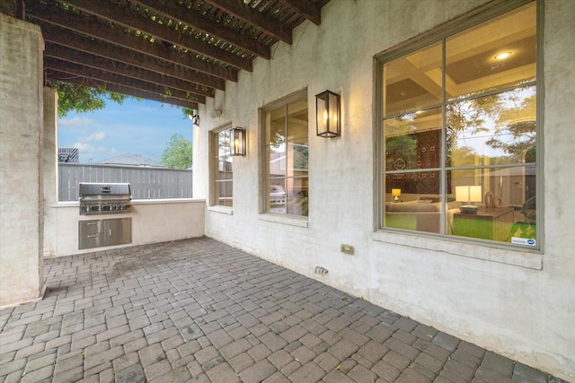 4654 Ingersoll St, Houston, TX 77027 - view of patio / terrace