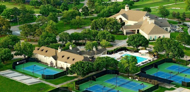 60 Fairfield Dr, Montgomery, TX 77356 - aerial view of a pool area