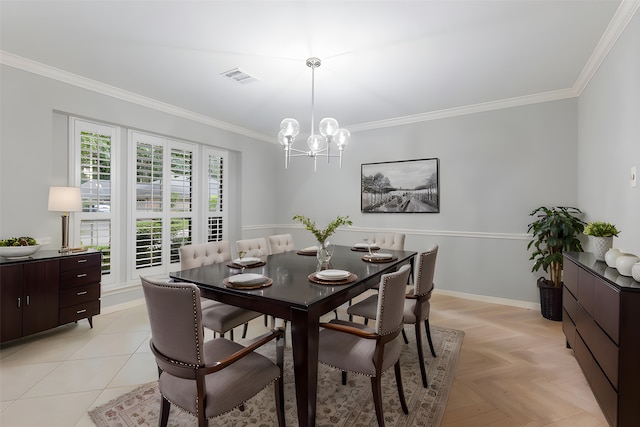 14010 Court Of Regents, Houston, TX 77069 - dining space featuring ornamental molding, a chandelier, and baseboards