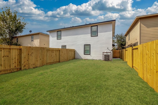 6933 Liverpool St, Houston, TX 77021 - view of back of house