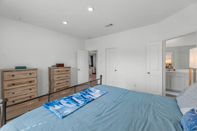 21411 Waldenburg Pl, Tomball, TX 77375 - bedroom with recessed lighting