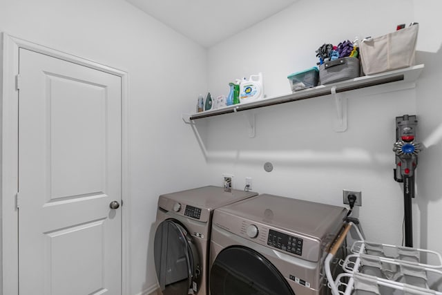 21411 Waldenburg Pl, Tomball, TX 77375 - laundry area featuring separate washer and dryer