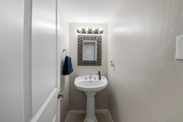 19414 Gooselake Ln, Houston, TX 77084 - bathroom with baseboards