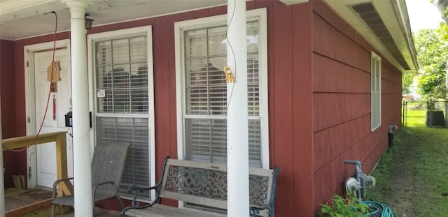 836 Sycamore St, Lake Jackson, TX 77566 - property entrance with covered porch