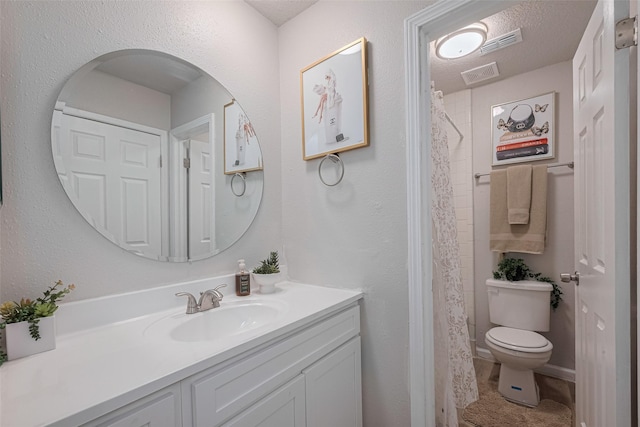 5825 Village Forest Ct, Houston, TX 77092 - full bath with toilet and vanity