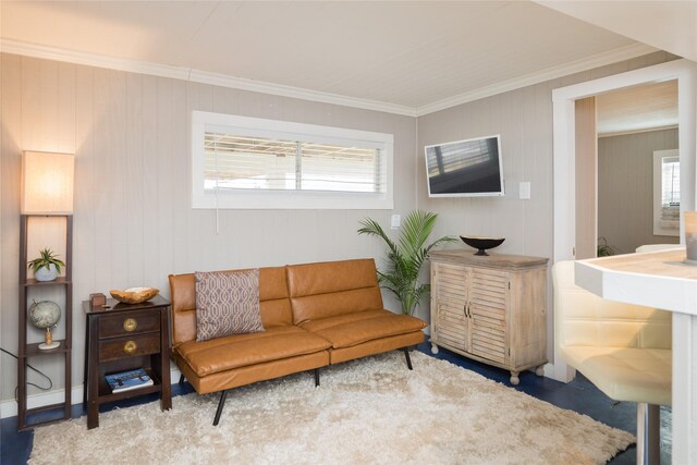 16535 Jamaica Inn Rd, Jamaica Beach, TX 77554 - living area featuring crown molding