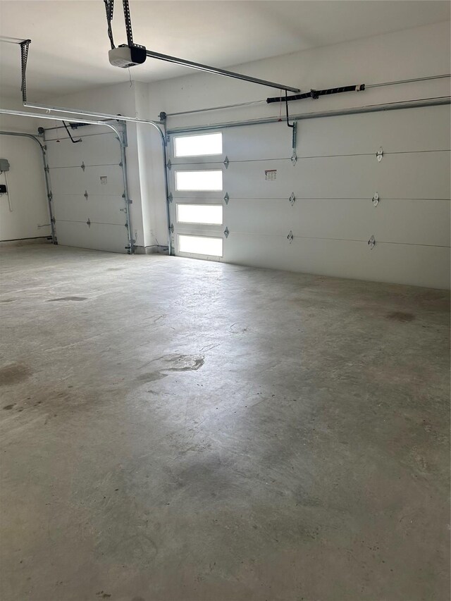 14007 Valley Creek Ct, Conroe, TX 77384 - garage with a garage door opener