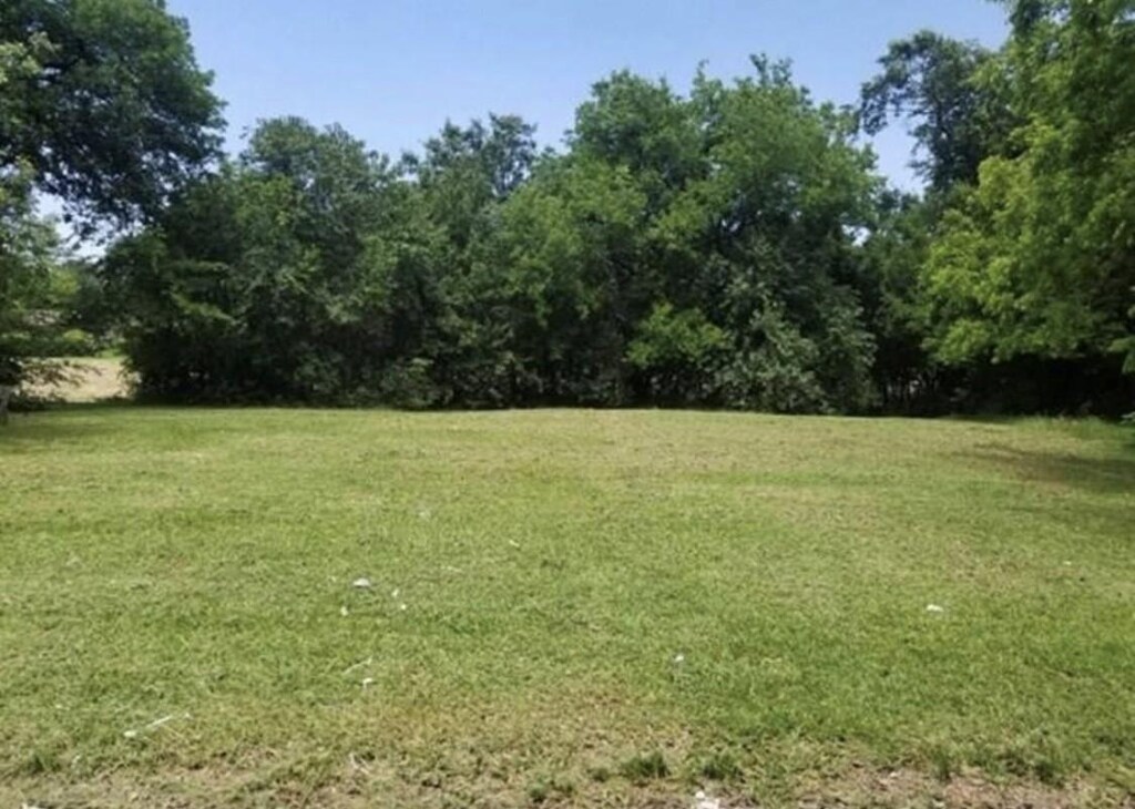 5427 N Crooked Creek Dr, Houston, TX 77017