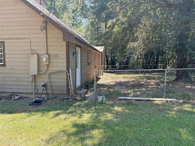 10 Walnut Loop, Shepherd, TX 77371 - view of side of property