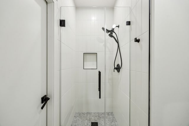 7310 Jalna St, Houston, TX 77055 - bathroom featuring a shower stall