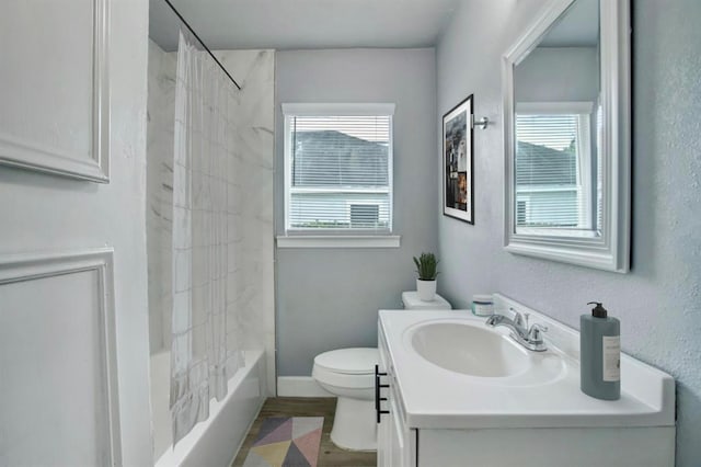 4523 Keystone St, Houston, TX 77021 - full bathroom with toilet, vanity, shower / washtub combination, and baseboards