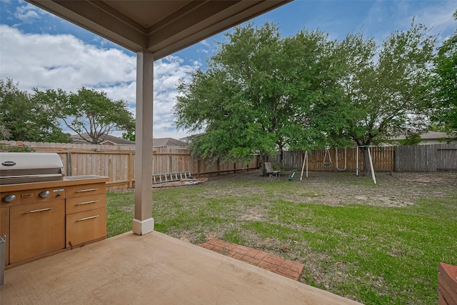 614 Starboard Ct, Katy, TX 77494 - view of yard with a patio