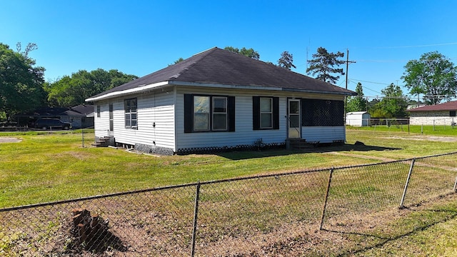 270 S 9th St, Silsbee, TX 77656 - view of front of home featuring entry steps
