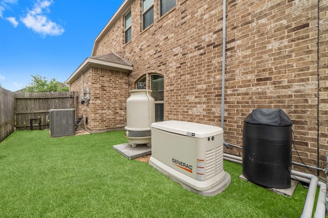 27303 Balson Forest Ln, Spring, TX 77386 - view of yard featuring central AC