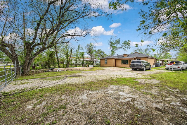 12910 Green River Dr, Houston, TX 77044 - view of yard