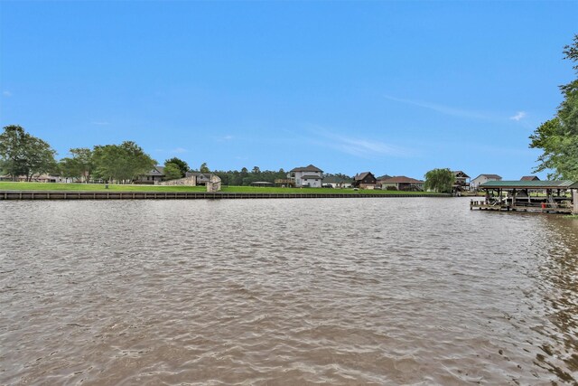 12 Oakland Ct, Huntsville, TX 77340 - water view