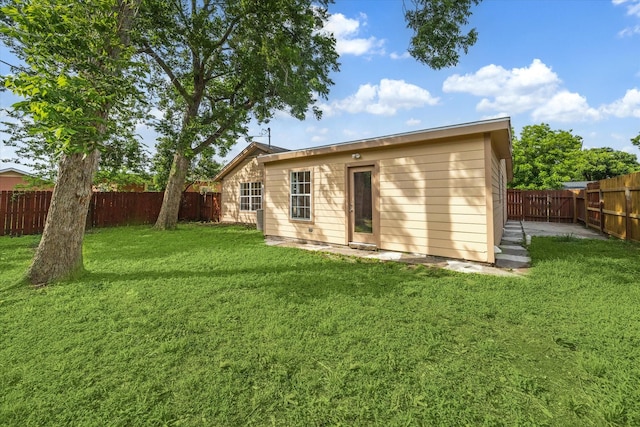 1904 Kansas St, Baytown, TX 77520 - view of back of house