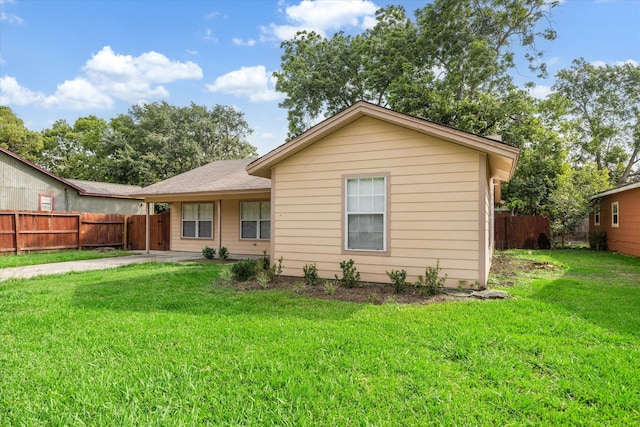 1904 Kansas St, Baytown, TX 77520 - view of back of house