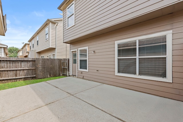23831 Single Oak St, Spring, TX 77373 - view of patio / terrace