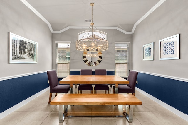 511 Summer Acres Ct, Rosenberg, TX 77469 - dining area featuring crown molding, lofted ceiling, a chandelier, baseboards, and light tile patterned floors
