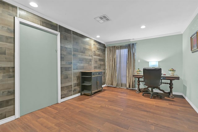 1202 Harbor View Dr, Galveston, TX 77550 - office space with crown molding, wood finished floors, recessed lighting, and baseboards